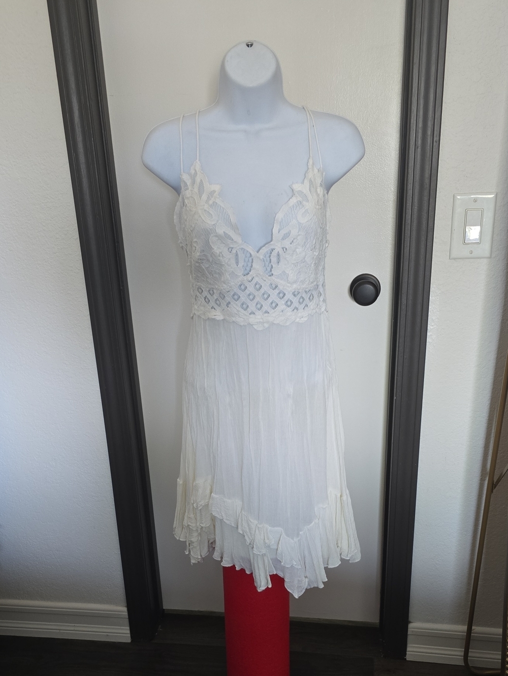 Women's Ivory Lace Bodice Chemise Nightdress